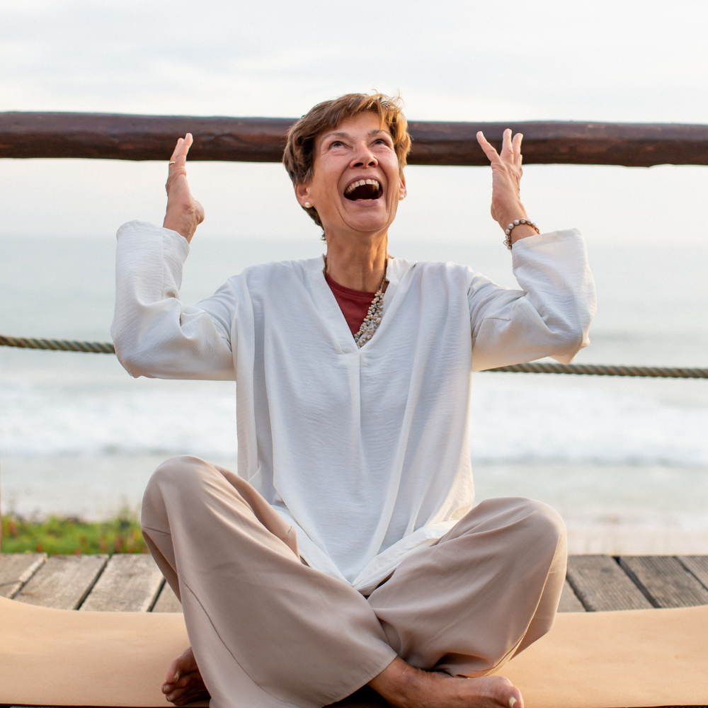 Blogartikel Lachyoga Übungen für einen entspannten Start in den Tag von Simone Markowski VASIPA